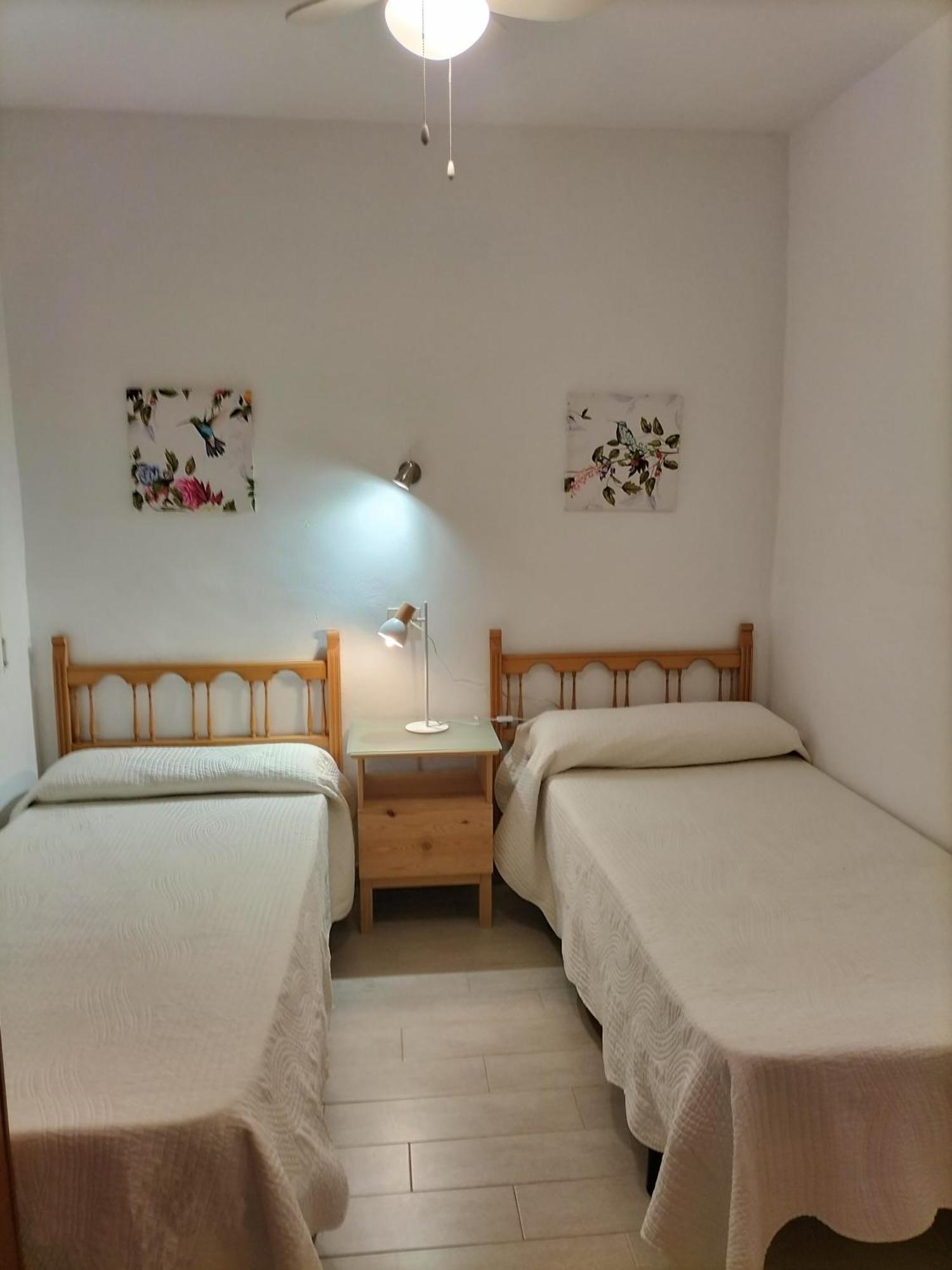 ApartiaBeach Apartamentos Alcossebre Habitación foto